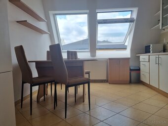2-izbový klimatizovaný byt v centre Beluše po rekonštrukcii - 5