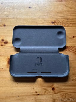 Nintendo Switch Lite - 5