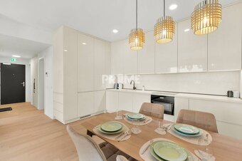 EXKLUZÍVNY 2i byt, PRÍSTAVNA,LOGGIA ,CHLADENIE,PARKING,Plyná - 5