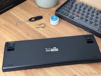 Mechanická klávesnica Keychron K4 (Kailh Red) - 5