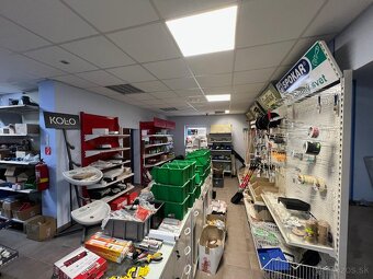 Rodinný dom/predajňa - 5