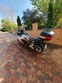Honda vfr 1200f - 5