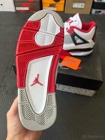 Nike Jordan 4 Fire Red - 5