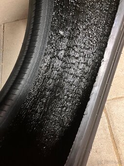Pirelli 255/40 R20 101V SEAL letné - 5