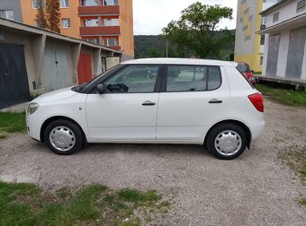 Predám Škoda Fabia II 1.2 HTP - 5