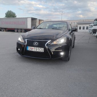 Lexus IS 220d - 5