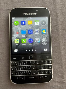 Blackberry Classic - 5