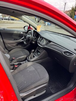 Opel Astra Sports Tourer 1.6 CDTI 81kW, 6-st. manuál - 5