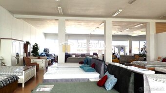 Veľký obchodný priestor 560 m² s parkovacími miestami na pre - 5