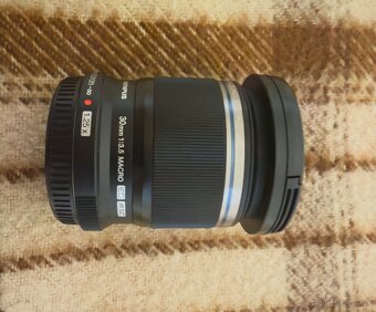 Predam Olympus OMD - M5 Mark III a sadu na macro - 5