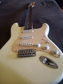 elektrická gitara, squier bullet strat - 5