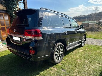 Toyota Land Cruiser Premium 200 - 5