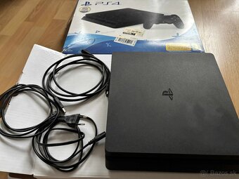 Sony PlayStation 4 Slim 500GB + druhý joystick + 4 hry - 5