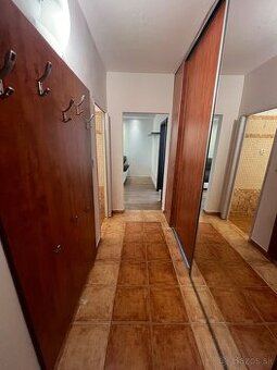 ZĽAVA  Svetlý 3-izbový byt po rekonštrukcii - 5