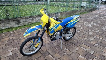Predám Husaberg 550FE, 2004 - 5