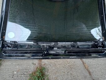 L322 zadna kapota horna vyklopka - 5