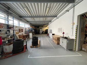 Na prenájom výrobno – skladová hala v centre mesta Púchov - 5