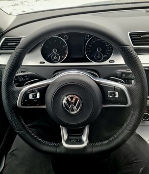 VOLANT VOLKSWAGEN R RLINE kožený BIELE PREŠÍVANIE - 5