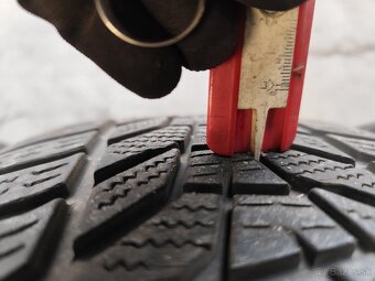 Zimné pneu 235/55 R17 - 5