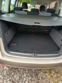 Predam VW Touran 1.6 TDI - 5