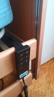 Polohovateľná elektrická posteľ - 5