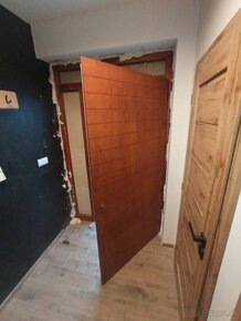 vchodové portálové dvere do domu - PRAVÉ - 5