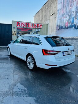 Skoda Superb Combi 2.0 TDI, Automat - 5