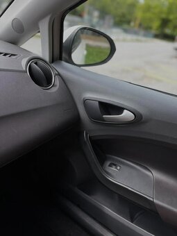 Predám SEAT IBIZA 1.2, benzín, 51kW, 2009 - 5