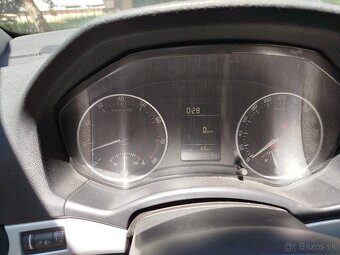 Oktavia combi,r.v 2011 motor 1.4 TSI benzín - 5