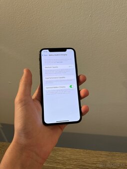 iPhone Xs 256 GBSpace Gray Výborný stav s krabicou - 5