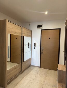 Prenajmem 1-izbový byt v Trenčíne - 5