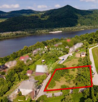 POZEMOK POD RD S PEKNÝMI VÝHĽADMI - MILOCHOV - 5