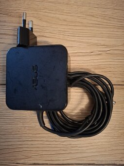 Rozne nabíjačky pre notebooky HP, Asus, Acer - 5