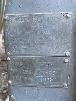 Vretenový lis - 5