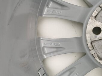 Vw Tiguan orig. alu disky 7J R17 5x112 ET40 - 5