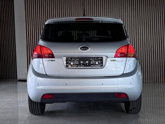 KIA Venga 1.4 Benzín 2010 - 5