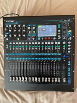 Digitálny mixážny pult Allen & Heath QU-16 - 5