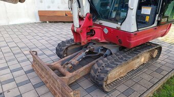 Minibager Takeuchi TB228 - 5