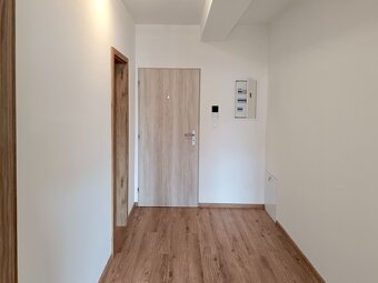 Pekný 2i byt so zariadením na PRENÁJOM - 5
