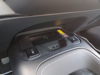 Toyota Corolla Combi 1.8 Hybrid Style, 1 798cm3, 103kW, AT - 5