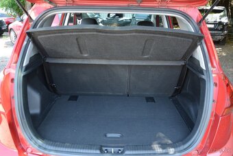 KIA Venga 1.4 CVVT, SR voz, TOP stav, Gold - 5