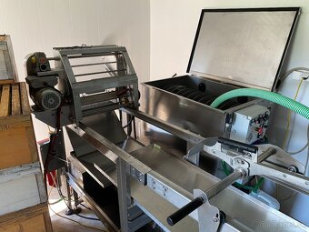 Predám linku na vytáčanie medu. - 5