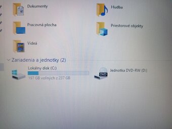 predám 17" ntb DELL / Intel core i5 / 16gb ram / ssd - 5
