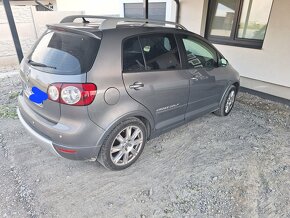 Predám Volkswagen Golf Plus Cross Automat - 5