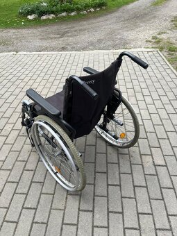 Predám invalidný vozík so šírkou sedu 48cm - 5