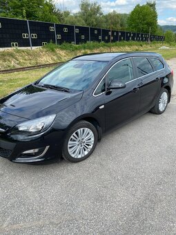 Opel Astra j sports tourer 1.4 turbo 103kw 29000km - 5