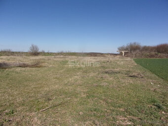 Exkluzívny predaj pozemku 3410 m2, Málaš, Levice - 5