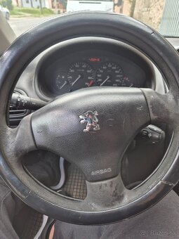 Peugeot 206 - 5