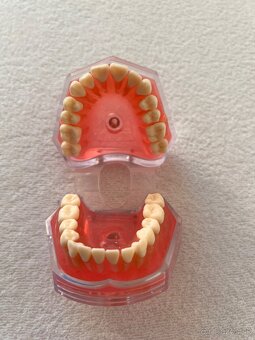 Predám nástroje a knihy na dentálnu hygienu - 5