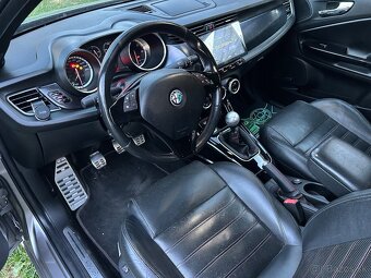 Alfa Romeo Giulietta 2.0 JTDm - 5